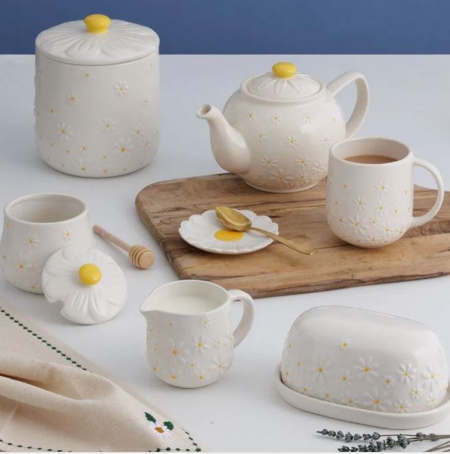 Price & Kensington Daisy Tea Jar Ceramic Hand Painted Flower 700ml