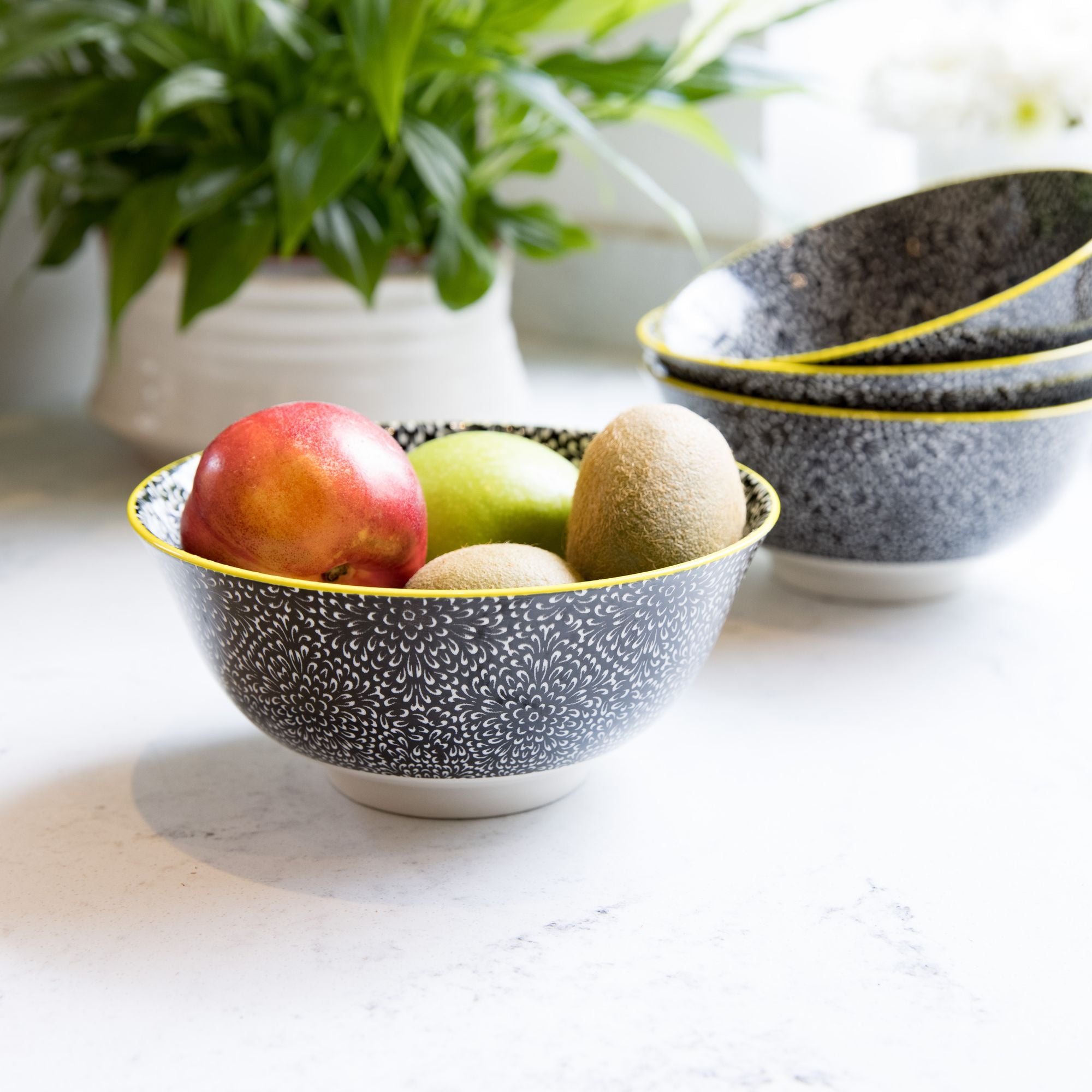 Mikasa Does It All Bowl - Black Floral 15.7cm
