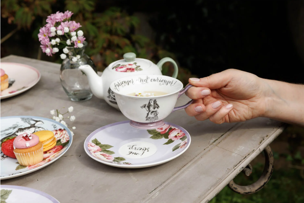 Mikasa V&a Alice Tea Cup & Saucer