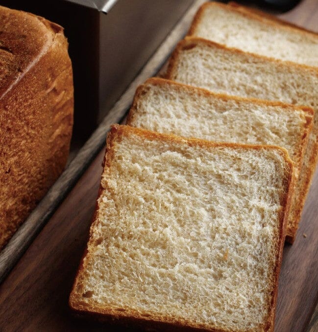 Chefmade Loaf Pan With Cover 450g - 21cm Loaf Pans The Cooks Kitchen 