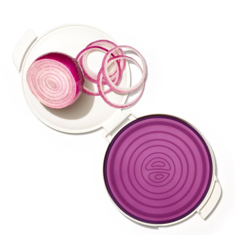 Oxo Good Grips Cut & Keep Silicone Onion Saver