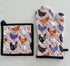 Allgifts Australia Oven Glove & Pot Holder - Bright Hens