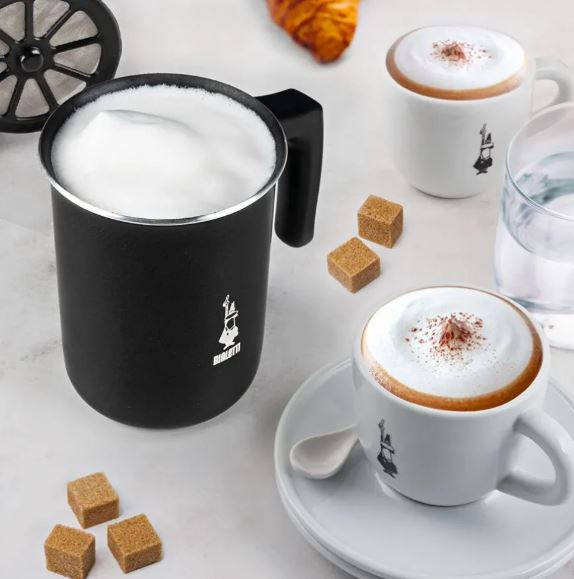 Bialetti "tuttocrema" Milk Frother  6 Cups, Black