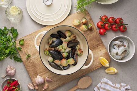 Pyrochef 24cm/4l Round French Oven Meringue French Oven The Cooks Kitchen 