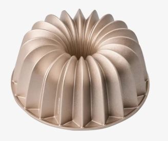 Bakemaster French Wreath Fluted Cake Pan - Champagne