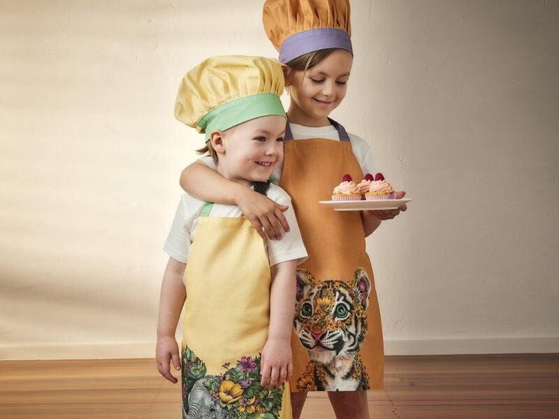 Maxwell & Williams Marini Ferlazzo Wild Planet Kids Apron & Hat Set Tiger Aprons, Mitts & Gloves The Cooks Kitchen Mandurah 