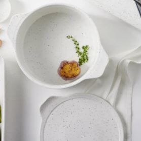 Maxwell & Williams Speckle - Round Casserole With Tray Lid 3l - Cream Baking Tins, Trays, Pans & Ramekins The Cooks Kitchen 