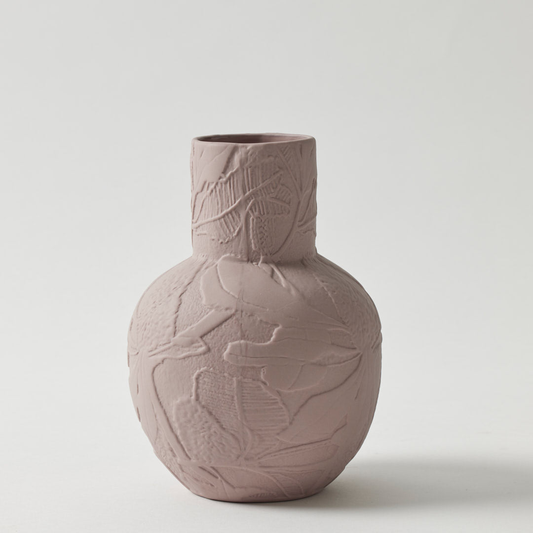 Pilbeam Banksia Round Vase Small – Wisteria
