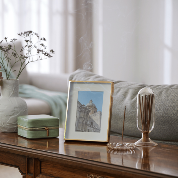 Klein Cloche With 50pc Incense Sticks & Holder Gift Set – Amberwood