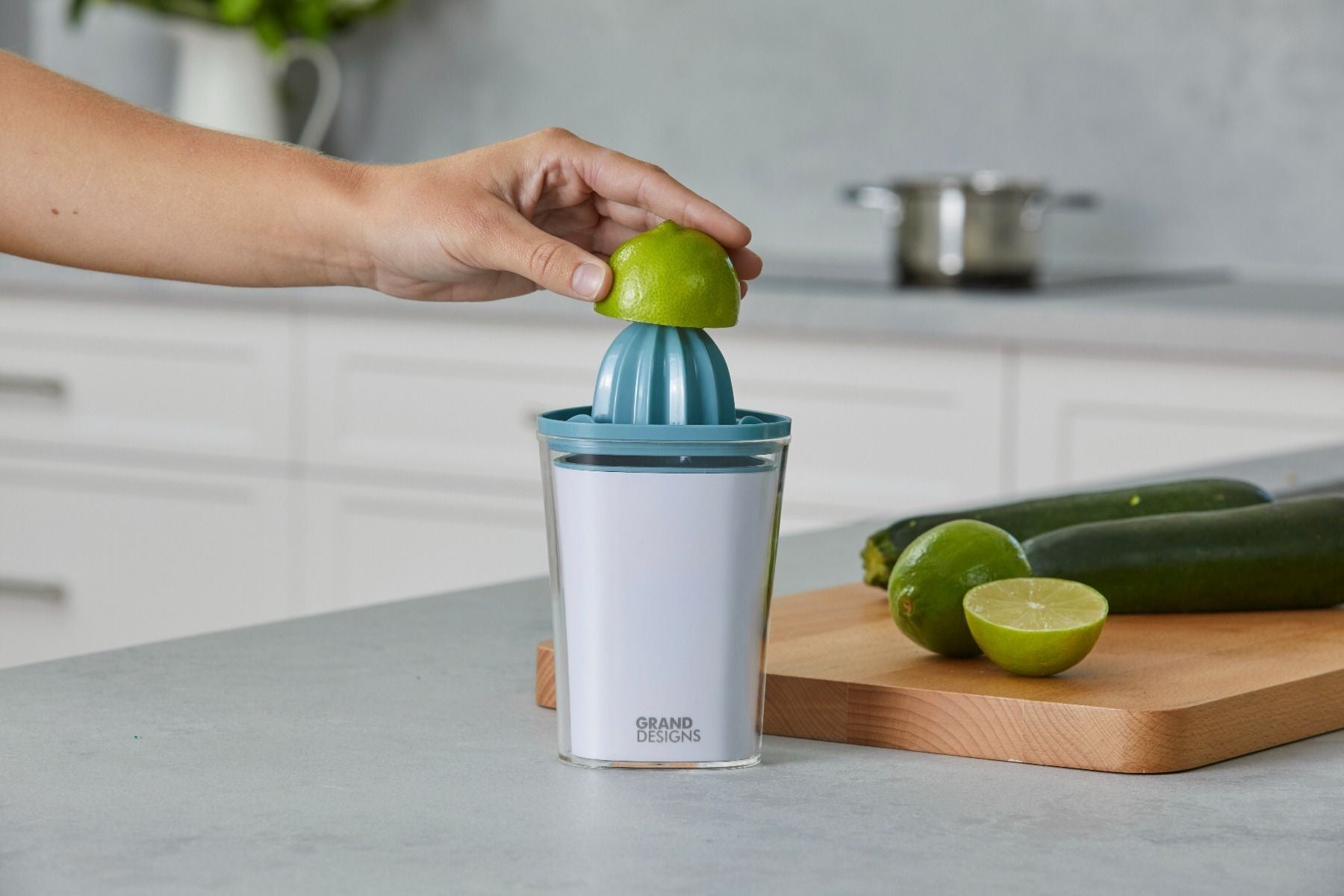 Grand Designs 2 In 1 Spiralizer & Juicer