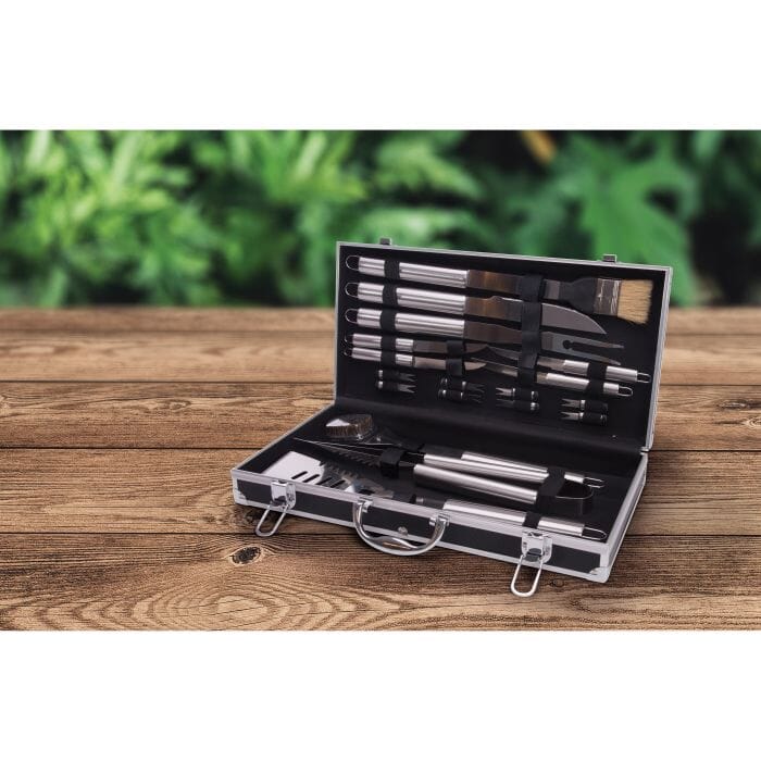 Maverick Bbq Tool Set 18pc BBQ Accessories The Cooks Kitchen 