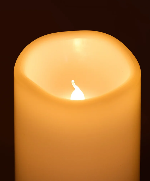 Rogue Elaris Solar Candle White 10x10x20cm