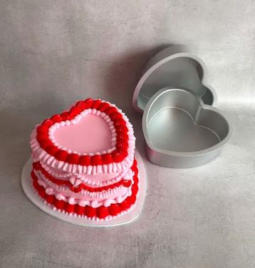 Mondo Pro Heart Cake Pan 10in/25x7.5cm
