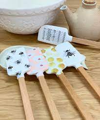 Davis & Waddell Beetanical Kitchen Spatula 4 Assorted Designs
