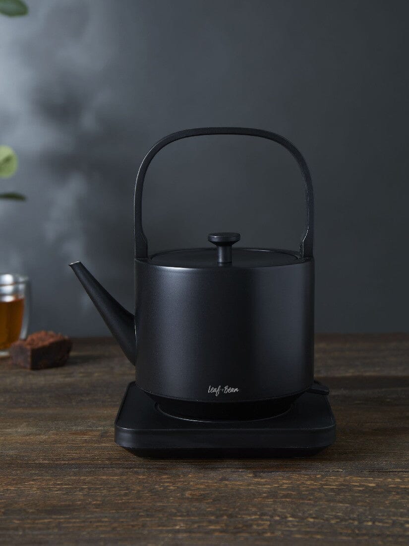 Leaf & Bean Electric Kettle Matte Black 700ml/20.5x16.3x24.8cm Toasters & Kettles The Cooks Kitchen 