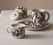 Leaf & Bean Freya Milk Jug 250ml 13x8x7 - Oat & Black