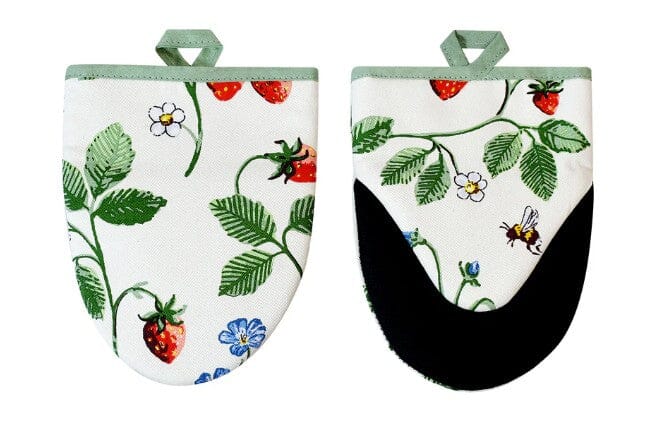 Ulster Weavers Strawberry Patch Microwave Mitts 18x14.5cm Mitts & Gloves The Cooks Kitchen 
