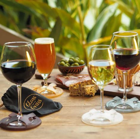 Glass On The Grass Resin Coasters S/4 Gentleman's Collection